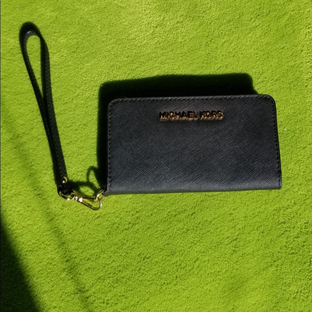 Michael Kors Wristlet